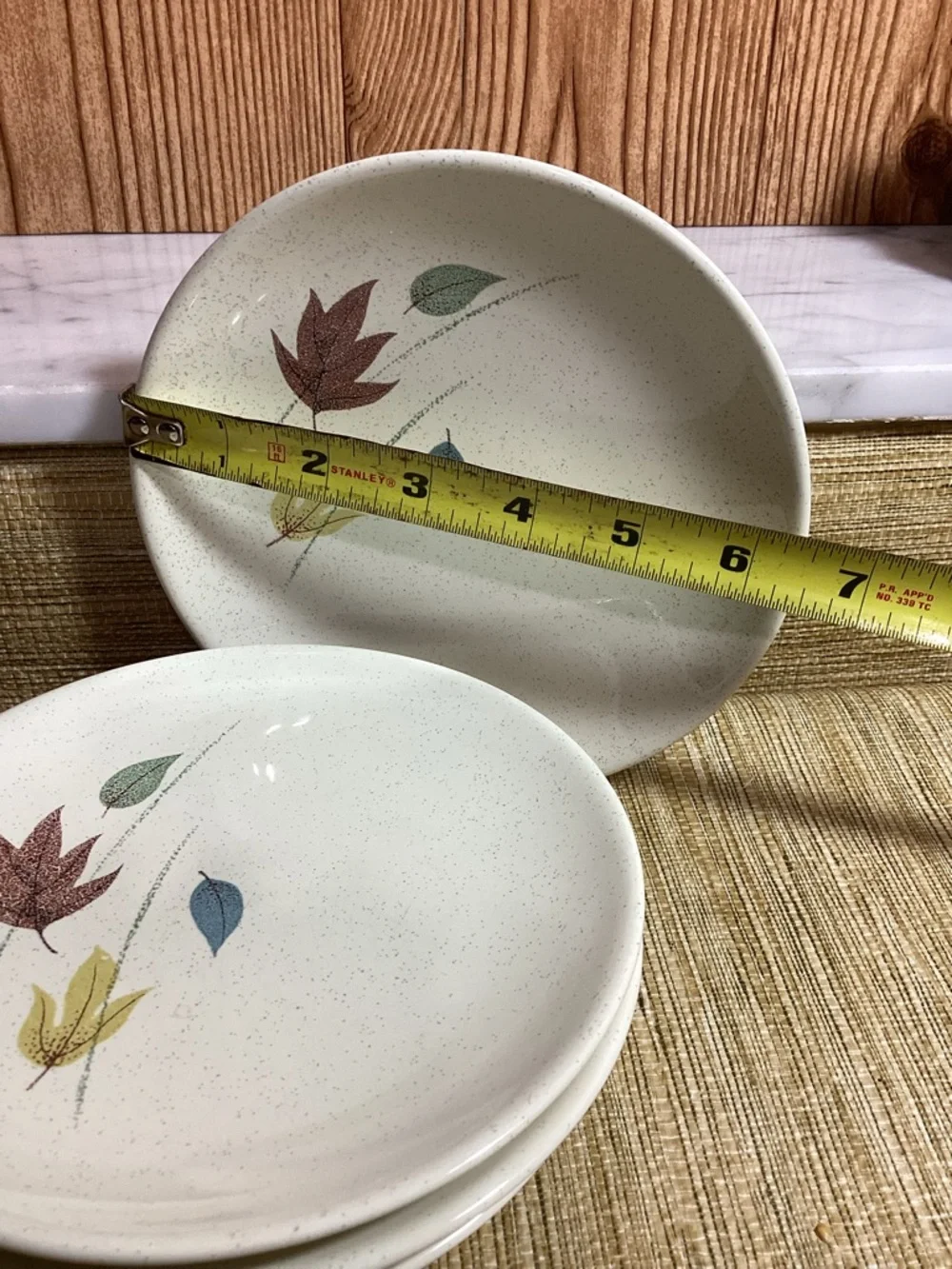 Franciscan Earthenware Dessert Plates with Autumn Leaf Design set of 4 6.5”